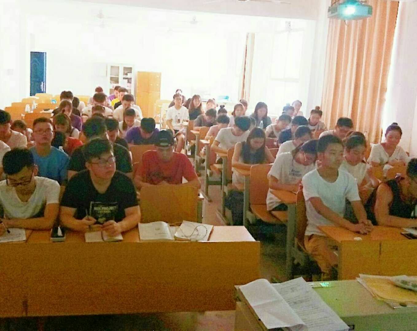 5b3ae615d4aaf.jpg
