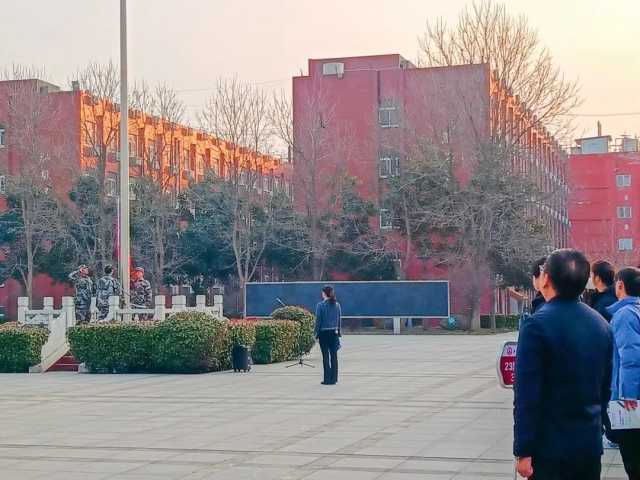 洛阳职业技术学院举行2024年春季学期升旗仪式